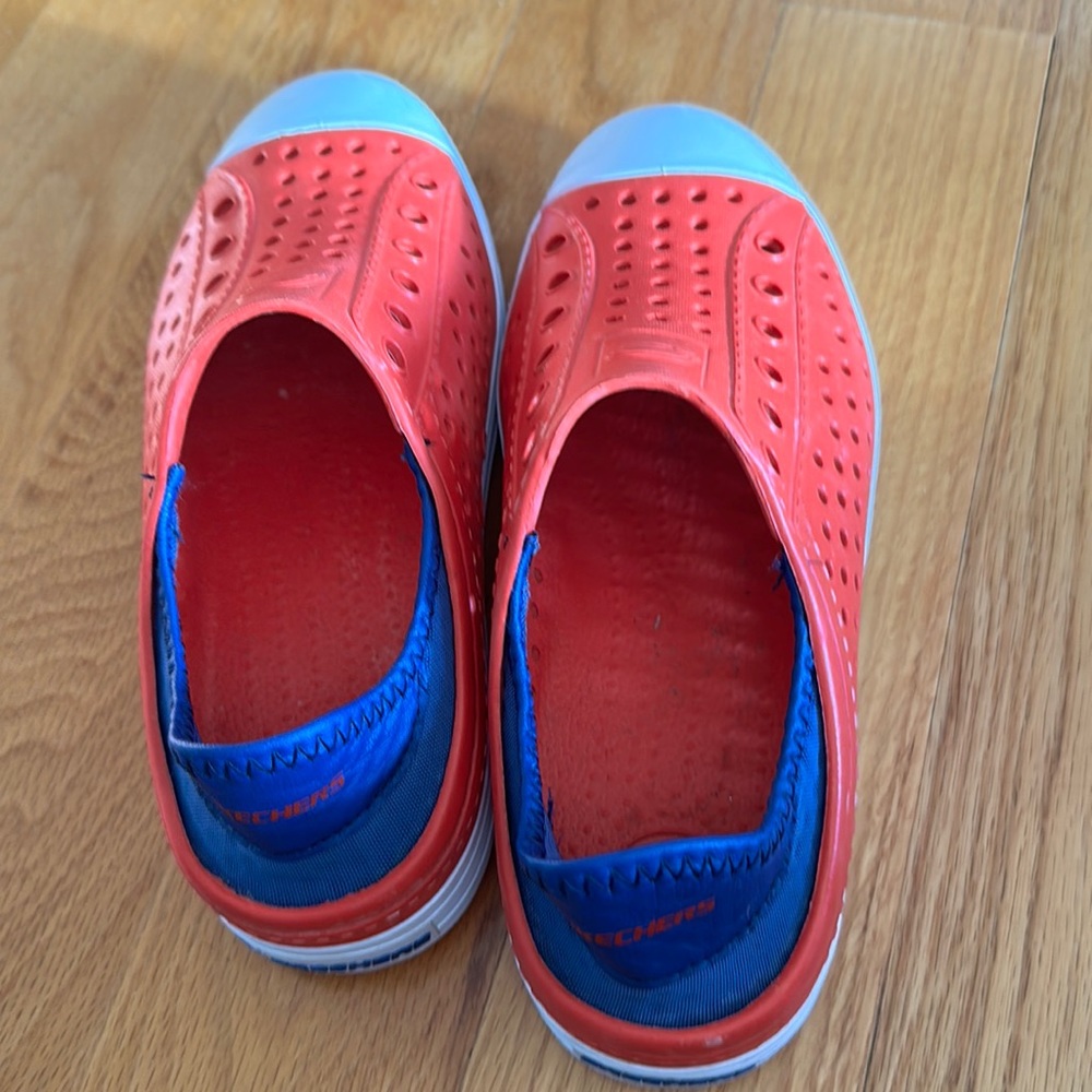 sketchers sandals